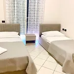 22 Sea Side Apartment